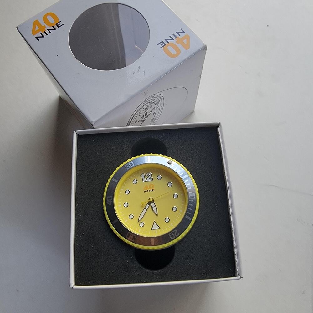 40nine Mens Watch Yellow Dial Silver Bezel Gray Case Plastic Sport Analog Quartz - Picture 16 of 16